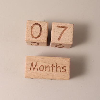Baby Photo Shoot Essentials – Month & Milestone Cube Props Monthly
